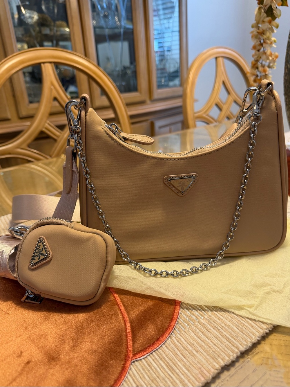 Pra-da Beige Re-edition (Not-auth..) - Picture 2 of 9